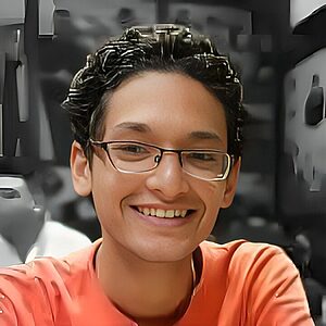 صورة مايكل لويس