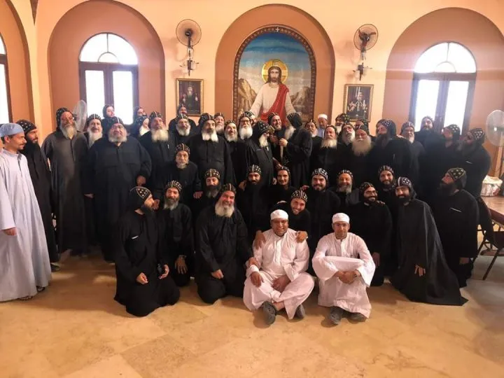 رهبان