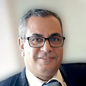 صورة عاطف حنا